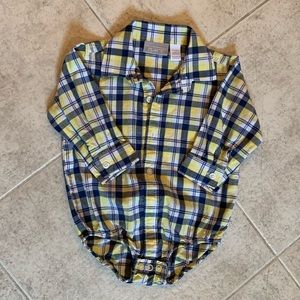 The Children’s PLACE baby boy 3-6 months blue, yellow plaid button down onesie